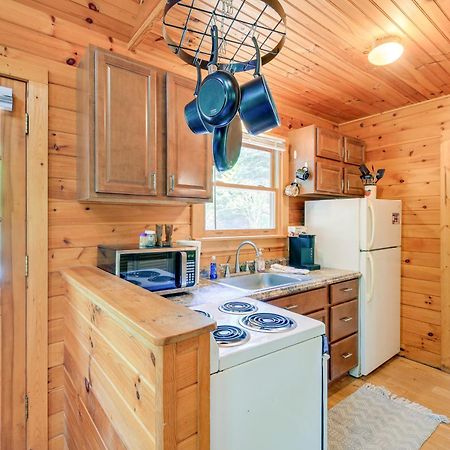 Quaint Blue Ridge Cabin Rental With On-Site Stream! Sparta Esterno foto